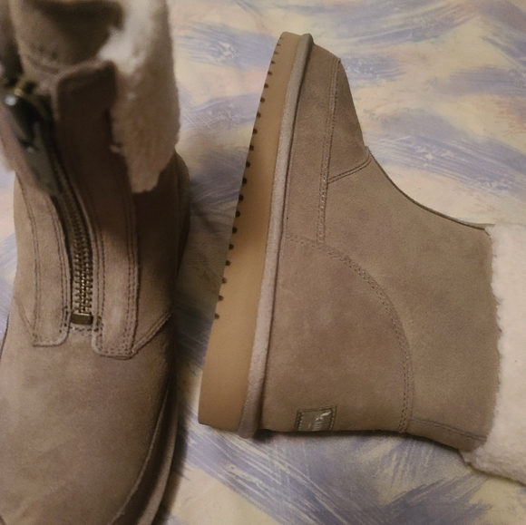 Boot - Picture 8 of 8